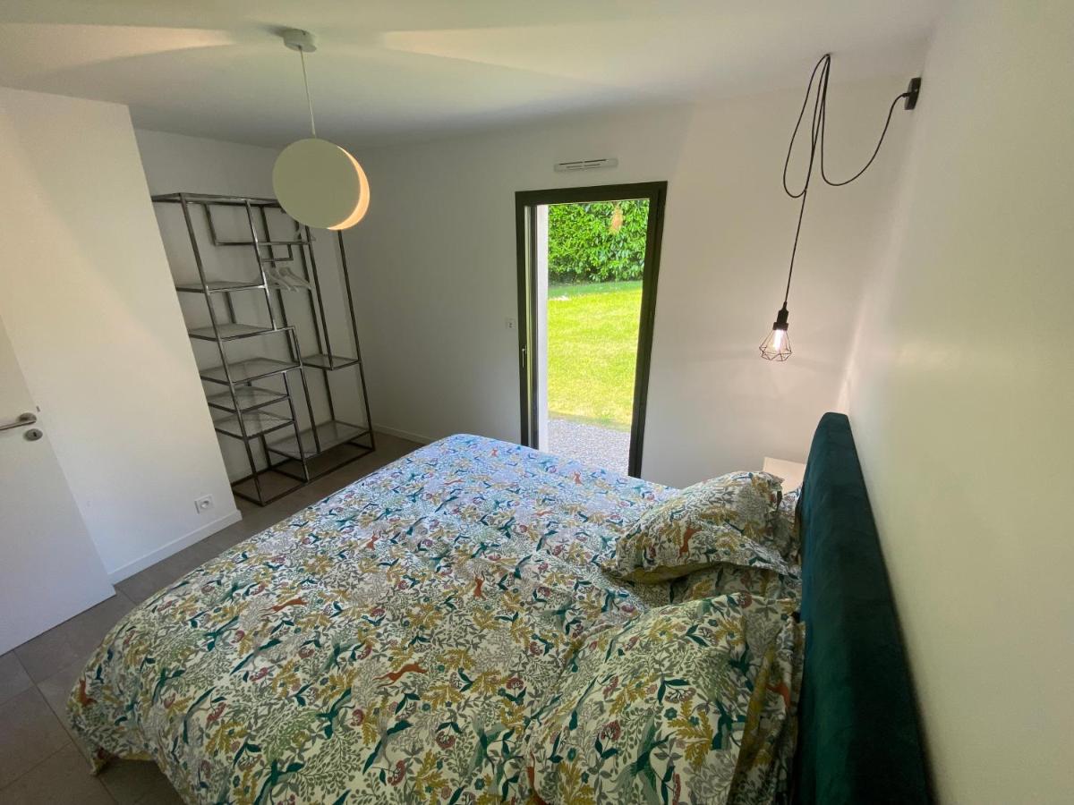 2 Maisons De Vacances Sittelles Lodge 콩카르노 외부 사진